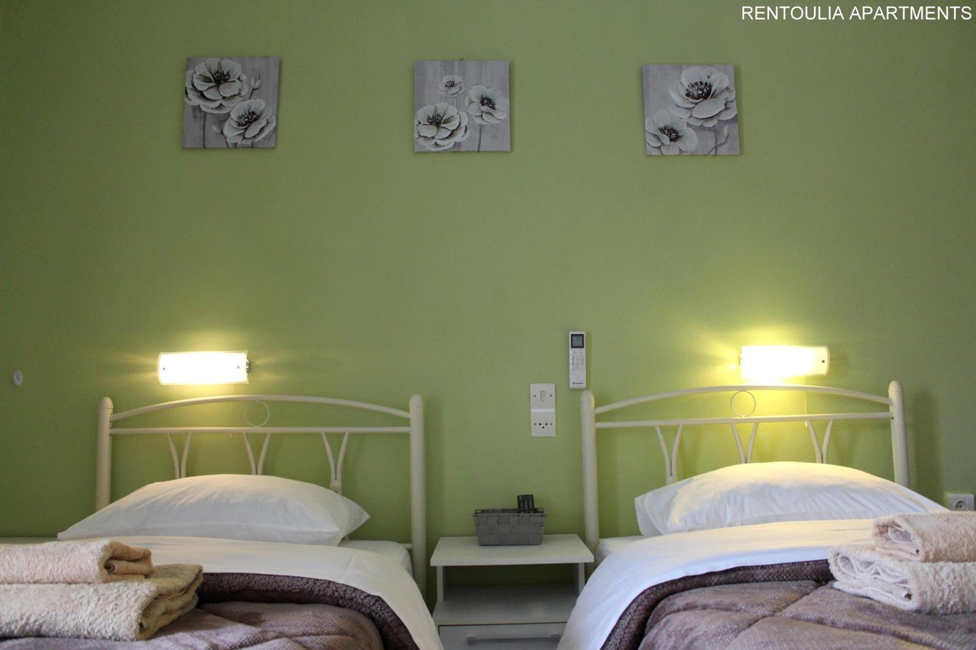 Rentoulia Apartments Poúlithra Eksteriør billede