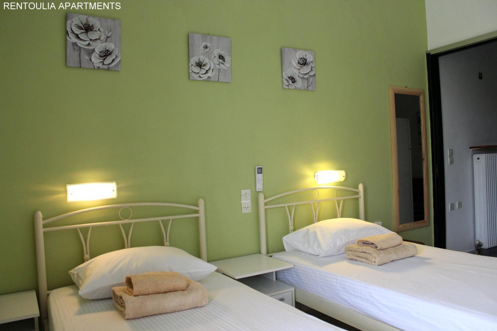 Rentoulia Apartments Poúlithra Eksteriør billede